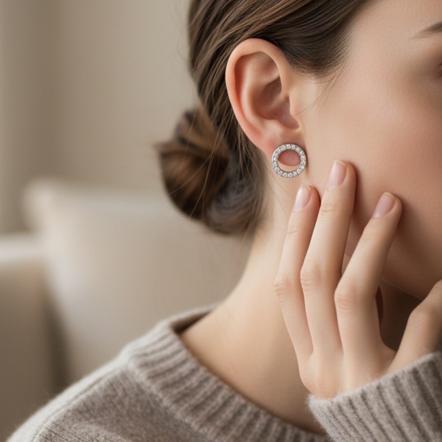 Arete Aro Pavé — BRAVA