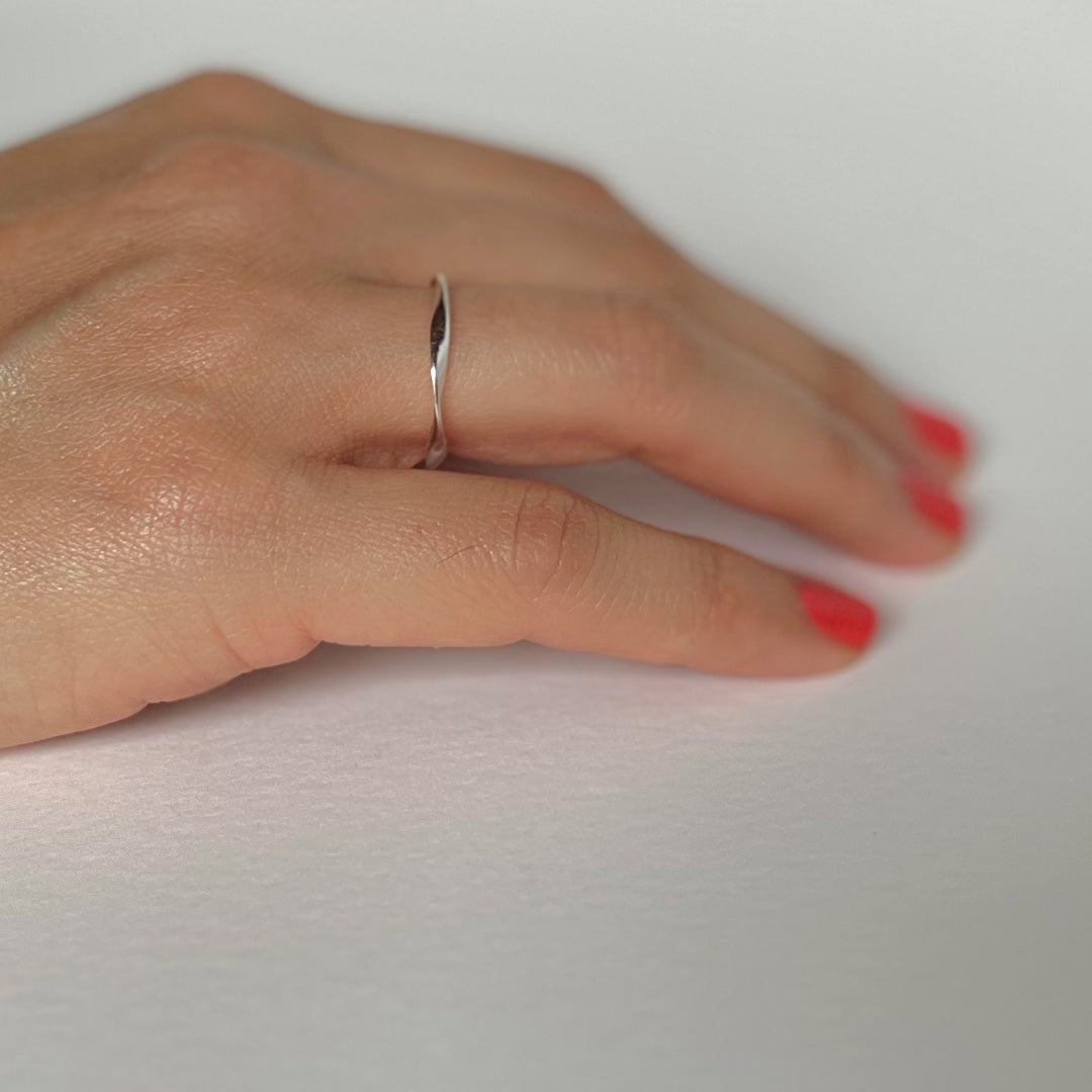 Anillo Curvas Suaves — CHIC
