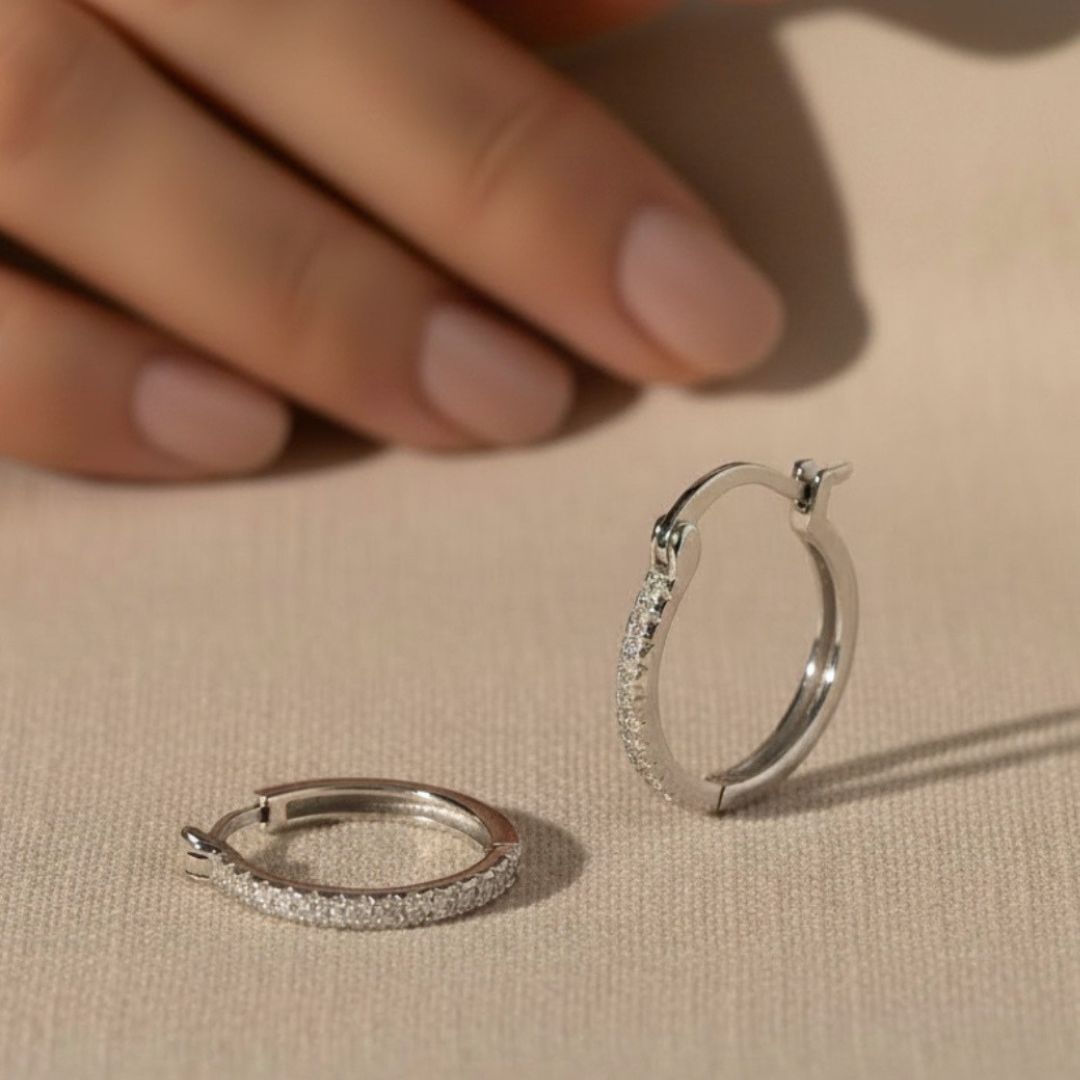 Arracada Pavé Continuo — BRAVA