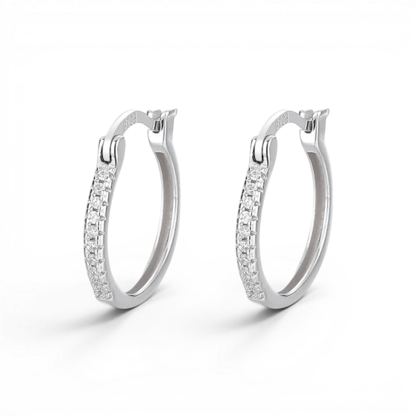 Arracada Pavé Continuo — BRAVA