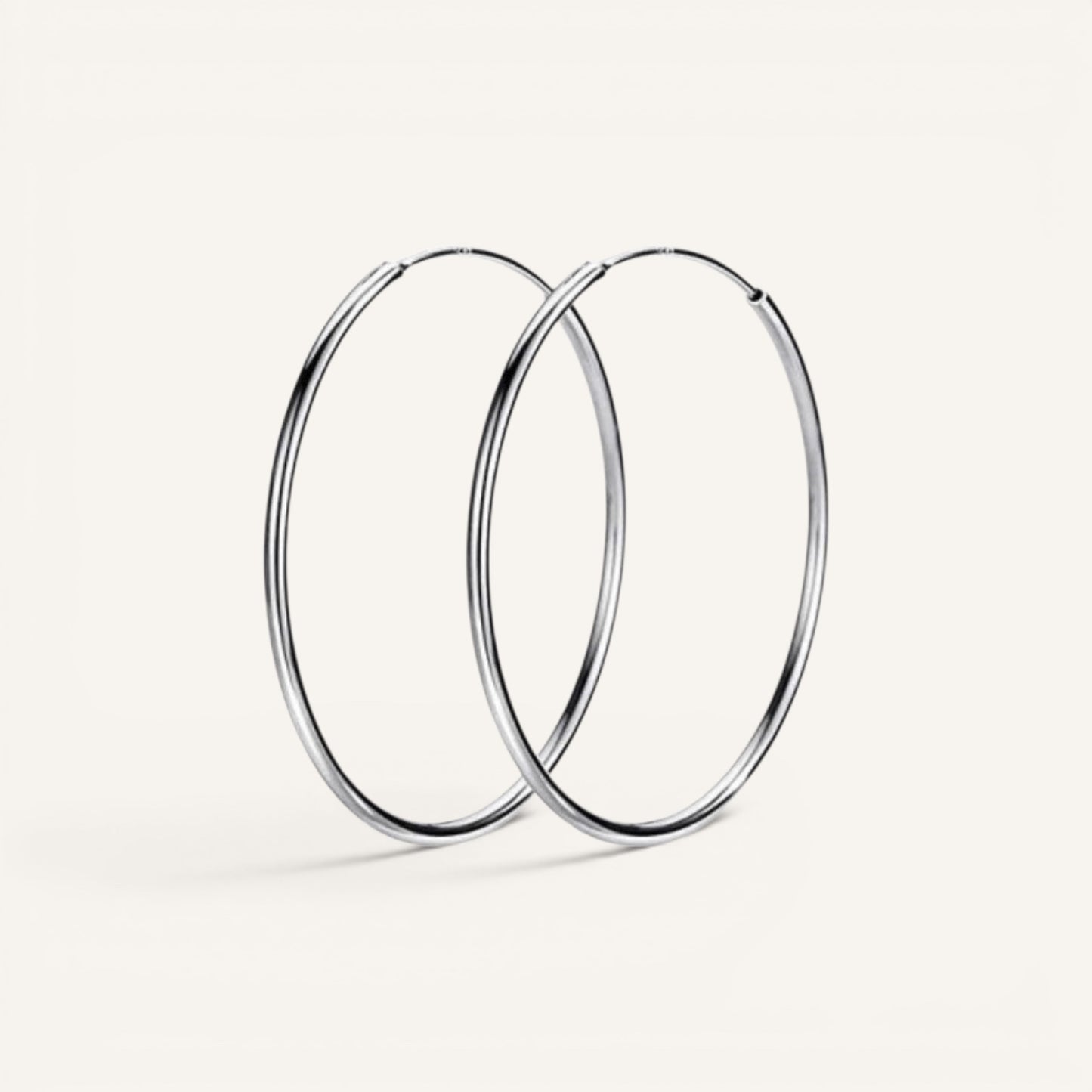 Arracada Línea Minimal — CHIC